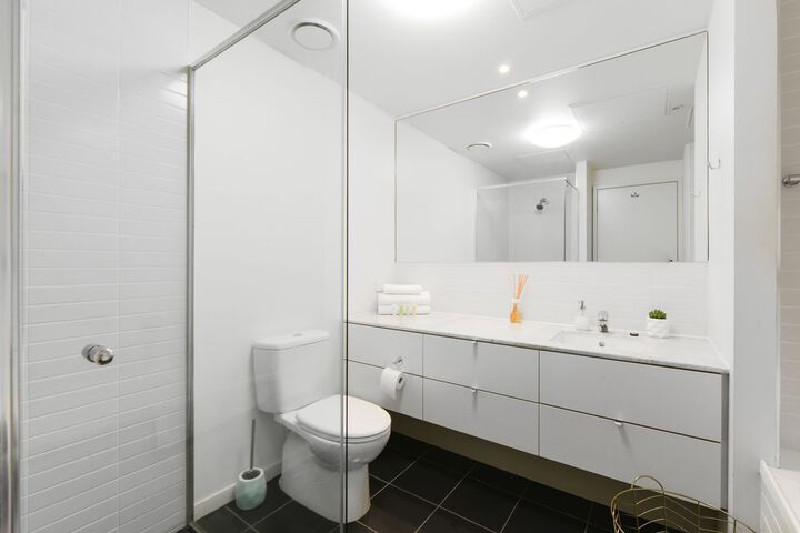 Room 7 of 22