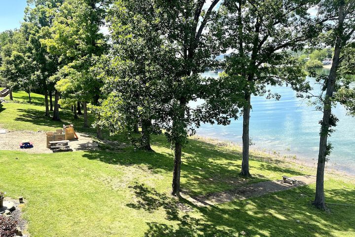 Property Grounds 20 of 25