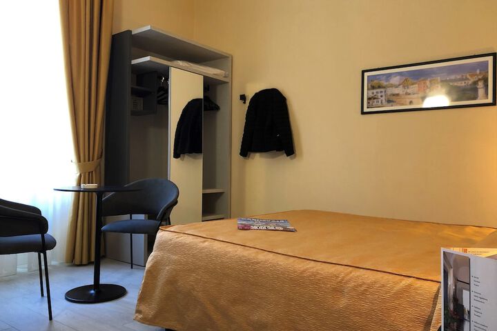 Room 21 of 65