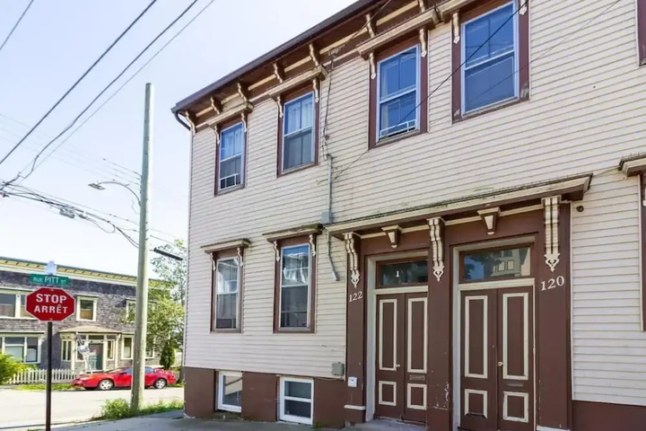 Photo of Cozy 3-bdrm in Uptown Saint John w Parking Coffee