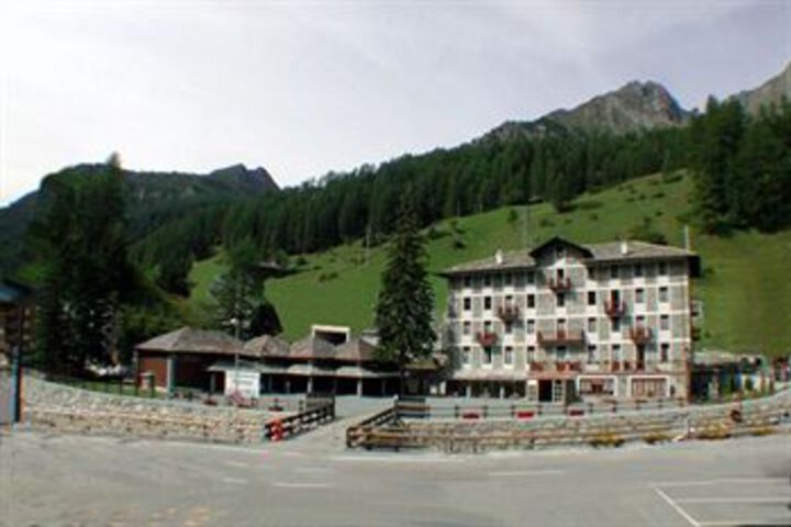 Hotel 13 of 17