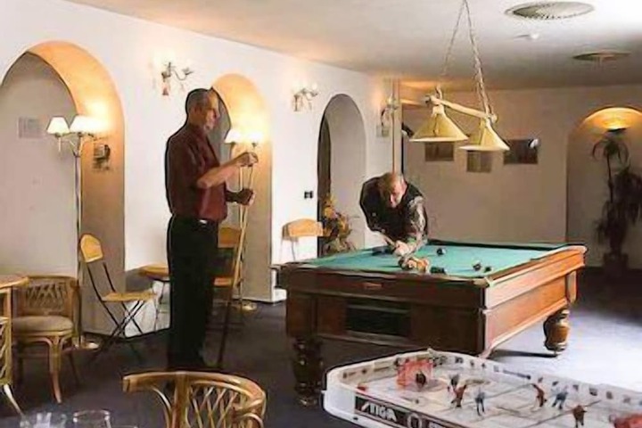 Game room
