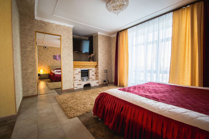 Room 27 of 69