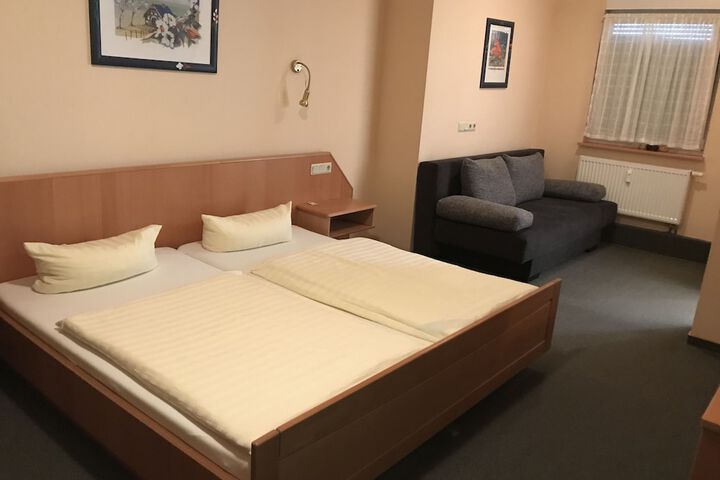 Room 21 of 89