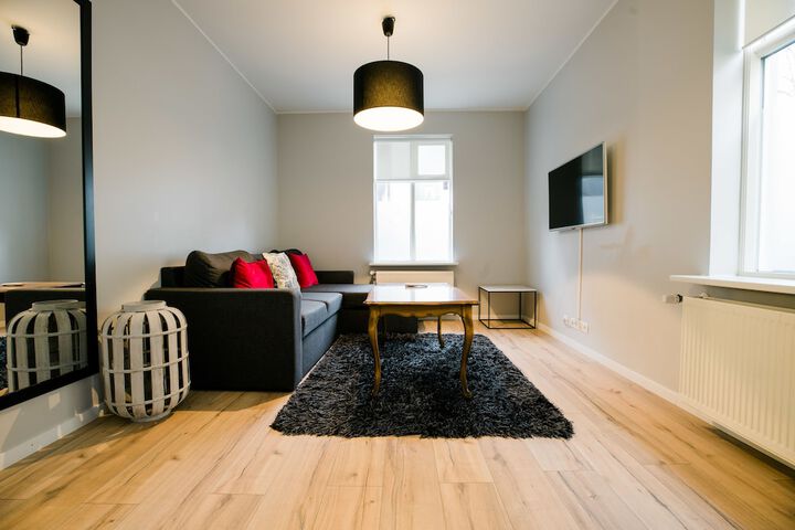 Room 2 of 62