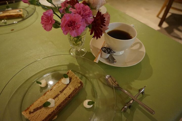 Dining 76 of 101