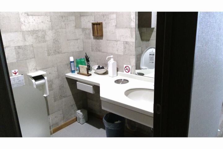 Bath Interior
