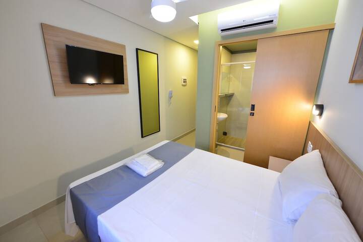 Room 12 of 41