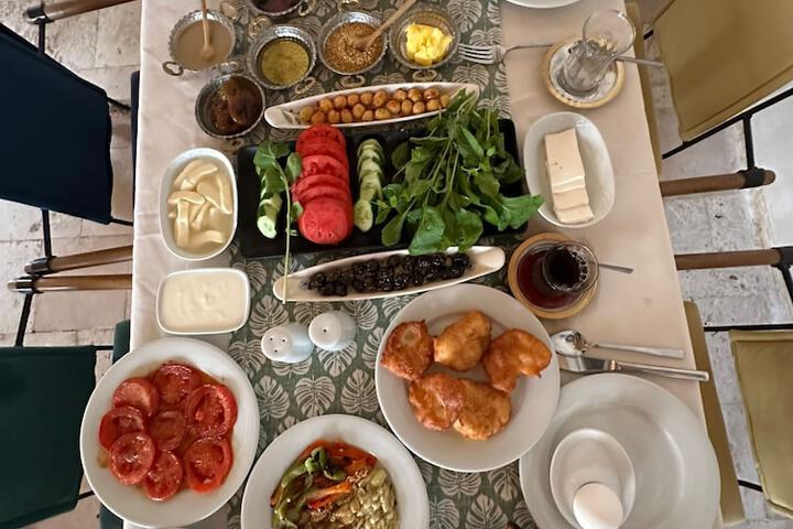 Breakfast/Coffee Service 110 of 121
