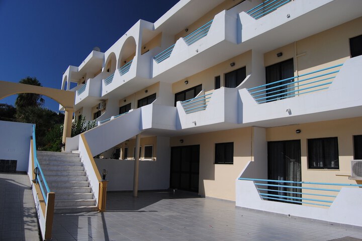 Hotel 78 of 79