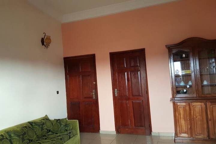 Room 7 of 11