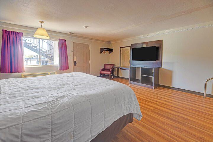 Room 29 of 46