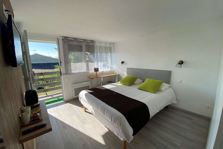 Room 4 of 53