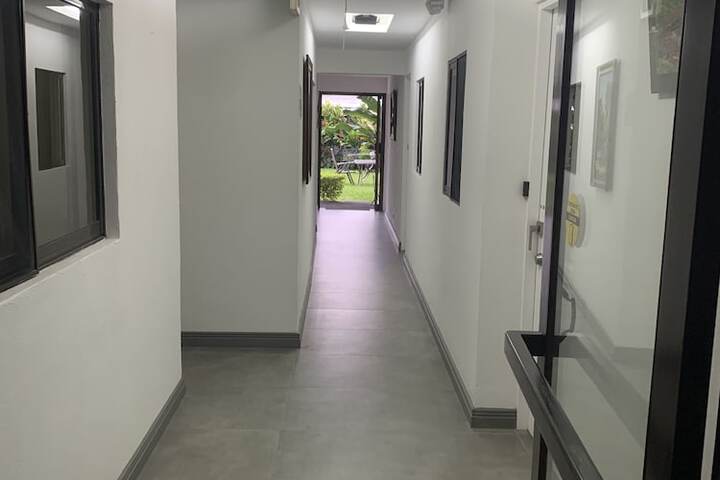 Ballroom/Hall 95 of 116