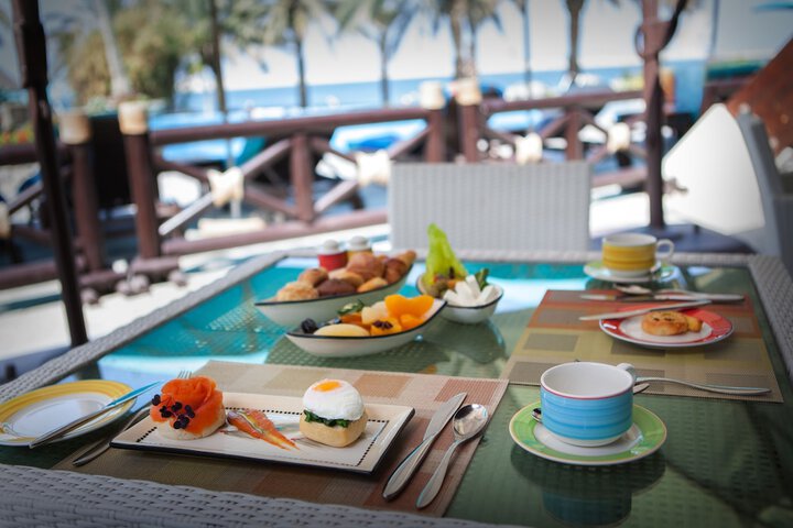 Breakfast/Coffee Service 63 of 109