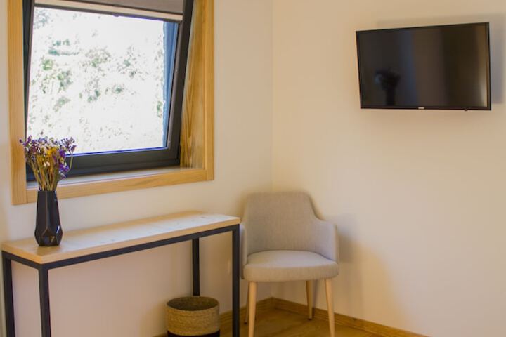 Room 54 of 148