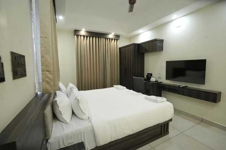 Room 4 of 22