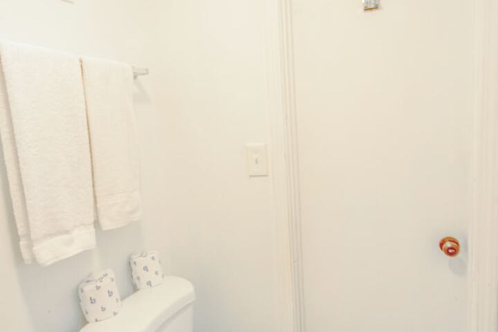 Room 58 of 106