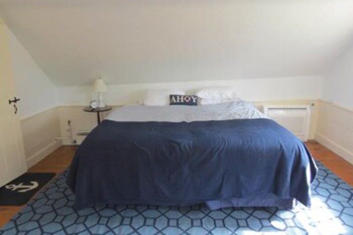 Room 25 of 32
