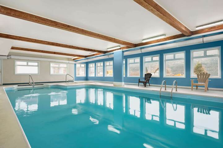 Pools & Facilities
