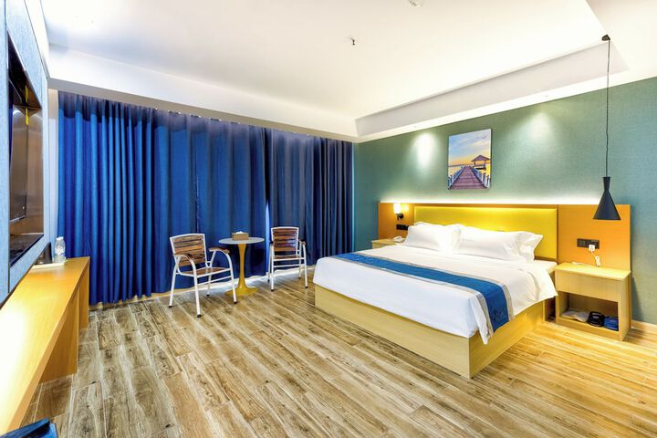 Room 20 of 68