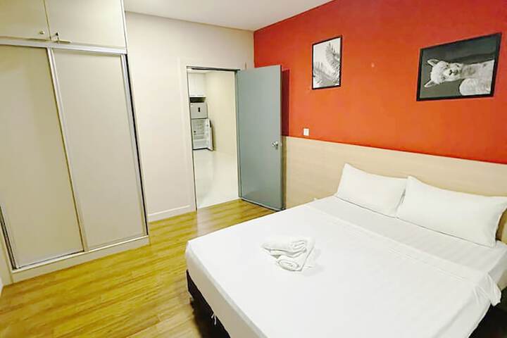 Room 22 of 41