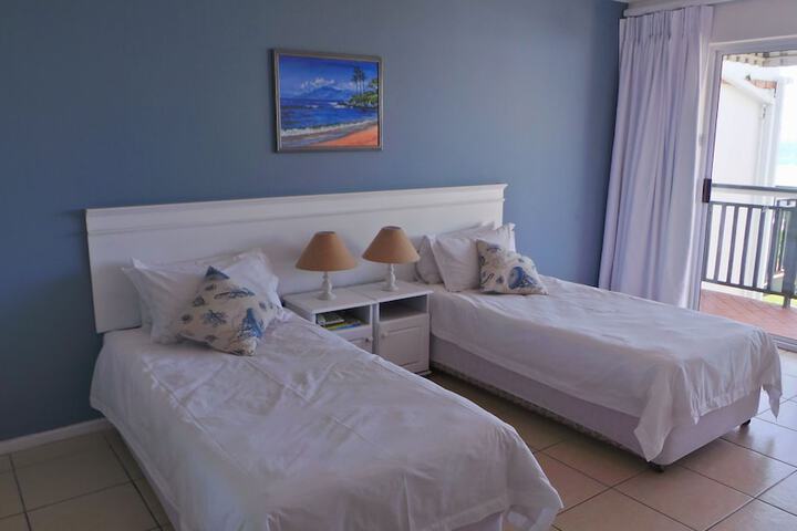 Room 3 of 25