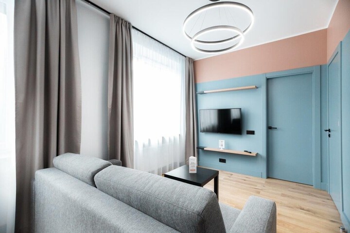 Room 5 of 39