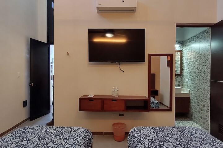 Room 3 of 6