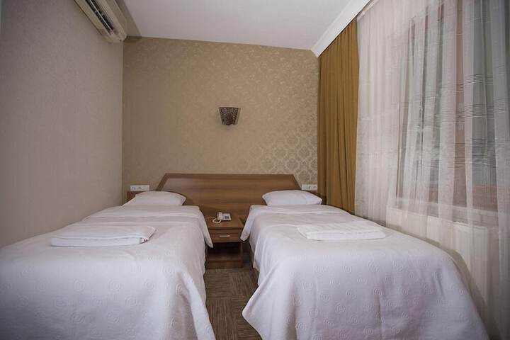 Room 134 of 216