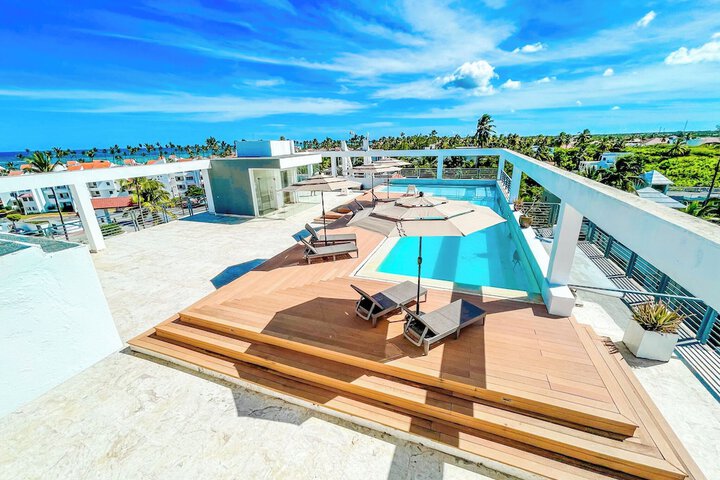 DUCASSI SUITES STUDIOS HOTEL BEACH CLUB