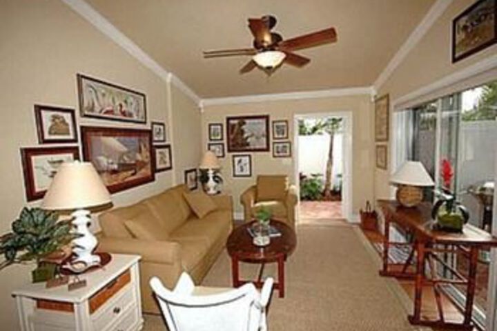 Image of Palm Isle 3210 by RedAwning