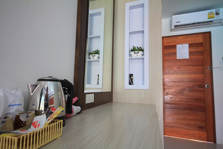 Room 9 of 52