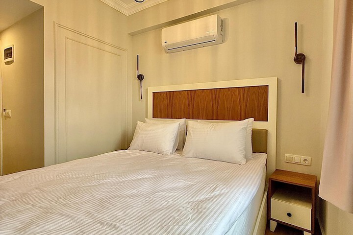 Room 80 of 126