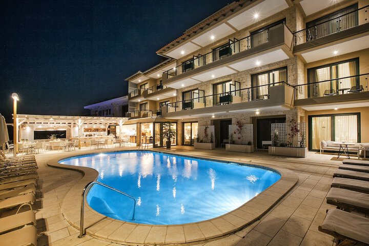 Hotel 55 of 56