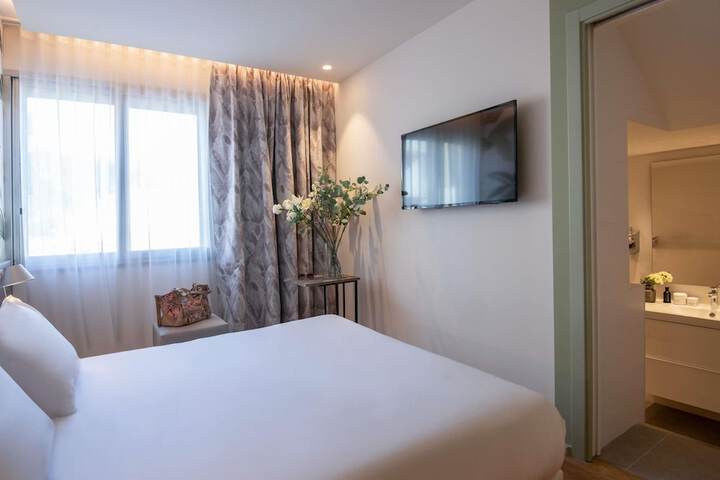 Room 13 of 60