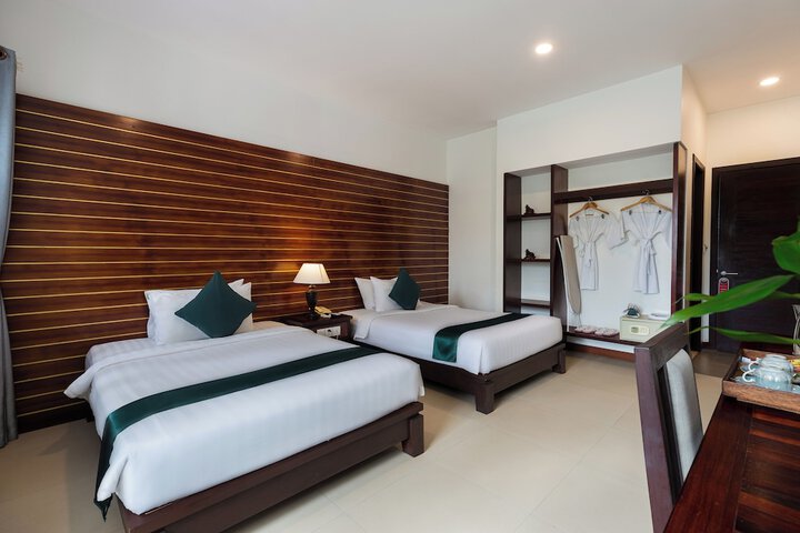 Room 34 of 219
