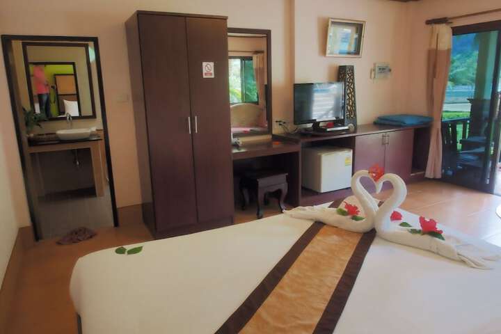 Room 19 of 85