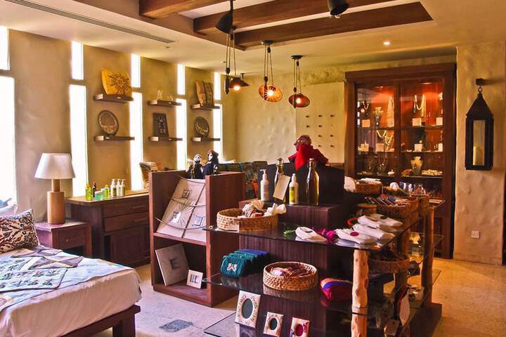 Gift Shop 40 of 81