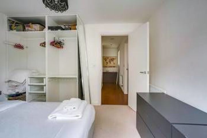 Room 8 of 24