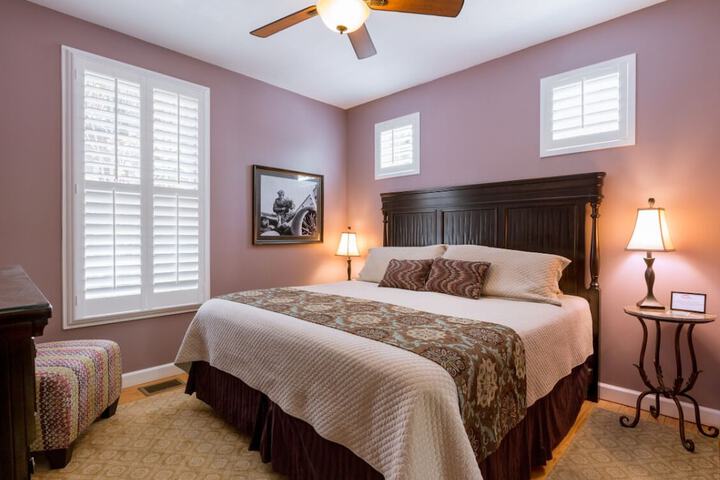 Room 8 of 26