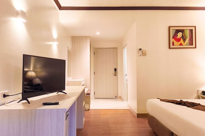 Room 32 of 72