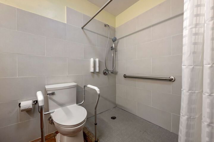 Clean Restrooms