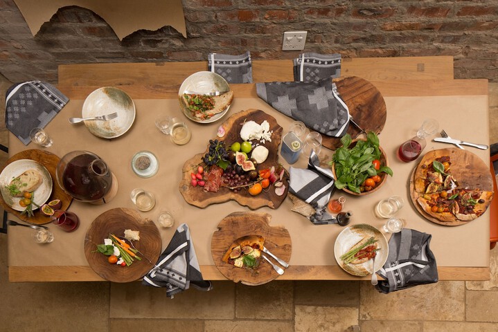 Dining 78 of 136