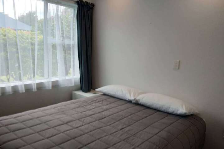 Room 17 of 43