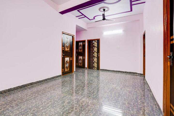 Flagship Hotel RAAS INN
