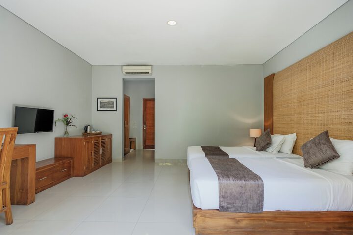 Room 25 of 119