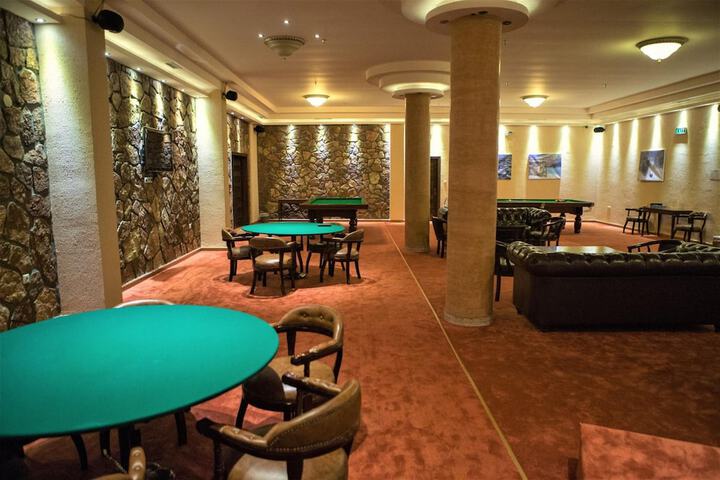 Hotel Interior 7 of 34
