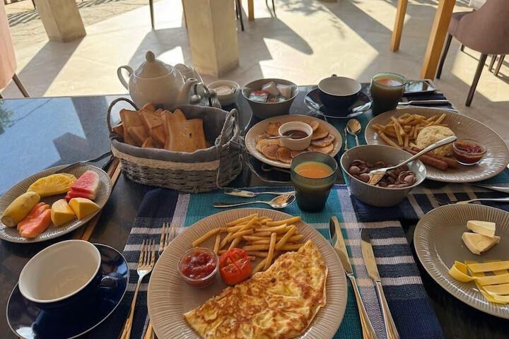 Breakfast/Coffee Service 35 of 42