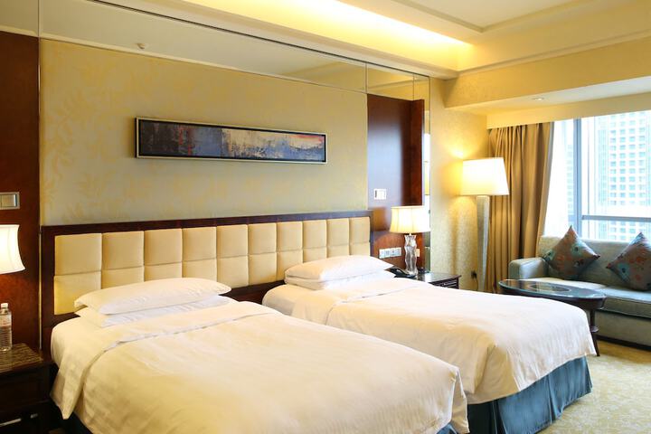 Room 5 of 91